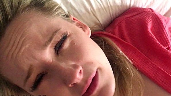 Сын пришел к матери в постель и жестко поимел