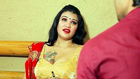 Индианка разделась перед мужиком и стала трахаться