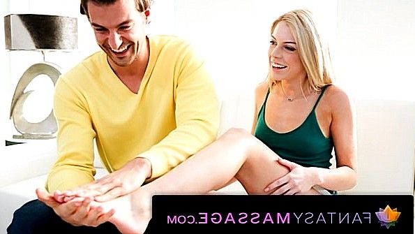 Массаж ног сестры перерос в жаркое спаривание