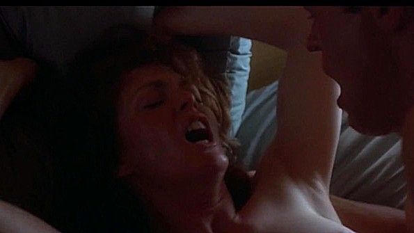 Похотливая Julianne Moore в очень откровенной сцене