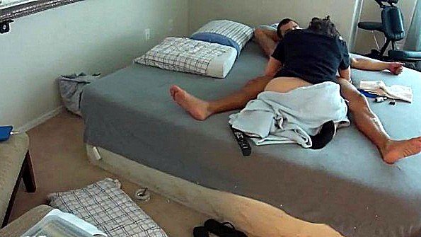 Скрытая камера сняла множество оргазмов жены